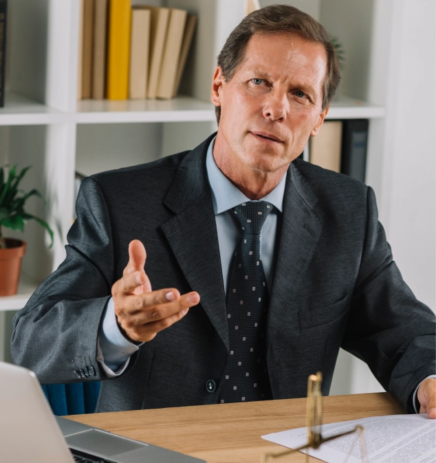 DERECHO COMERCIAL Y EMPRESARIAL